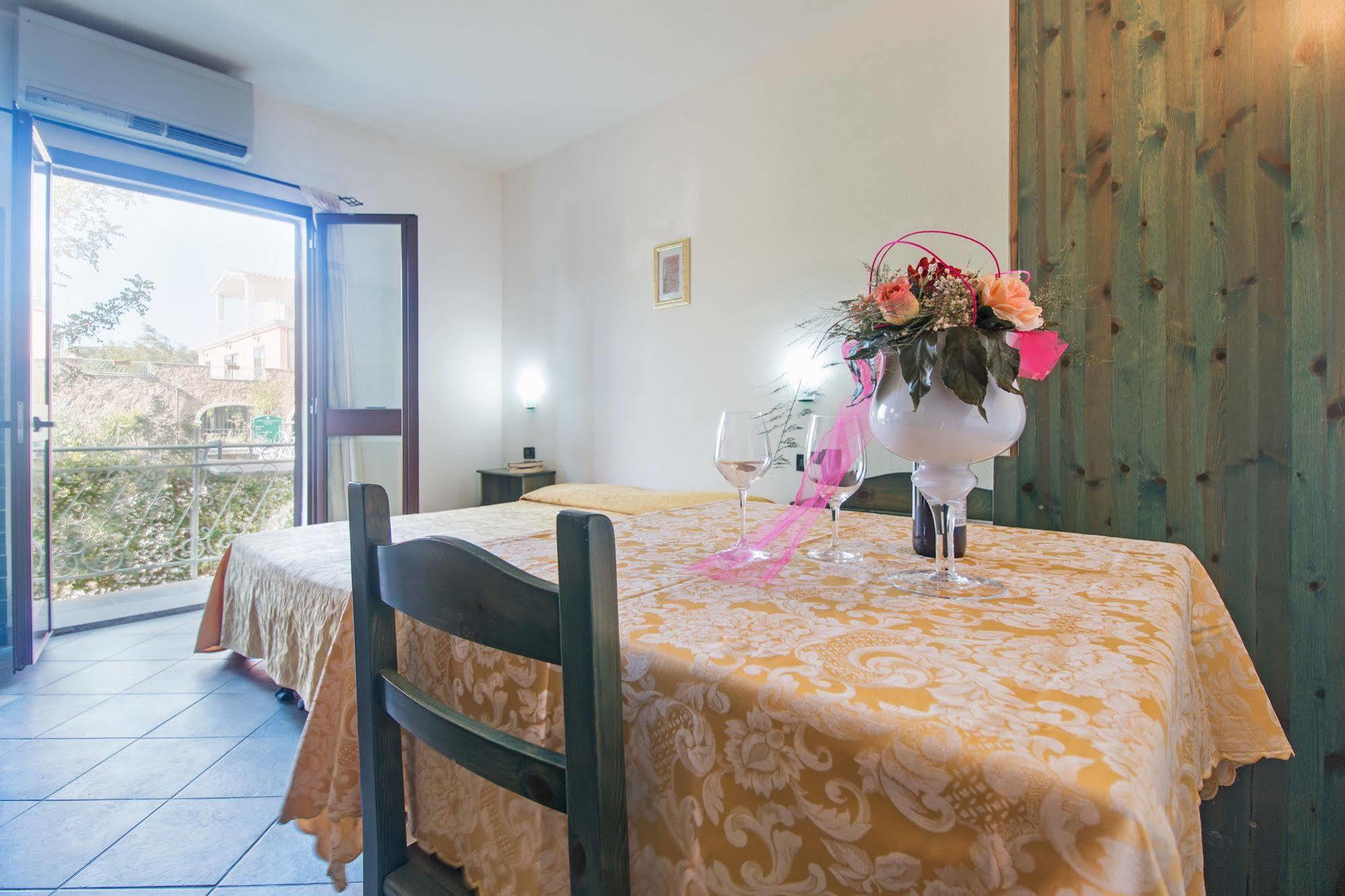 Residenziale Gli Ontani Hotel 4*